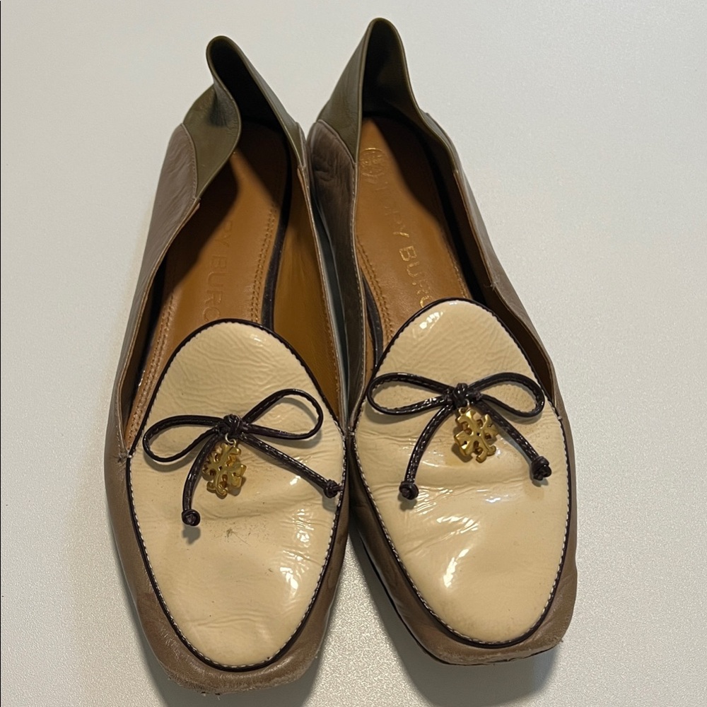 Tory Burch Cream and Brown Loafers